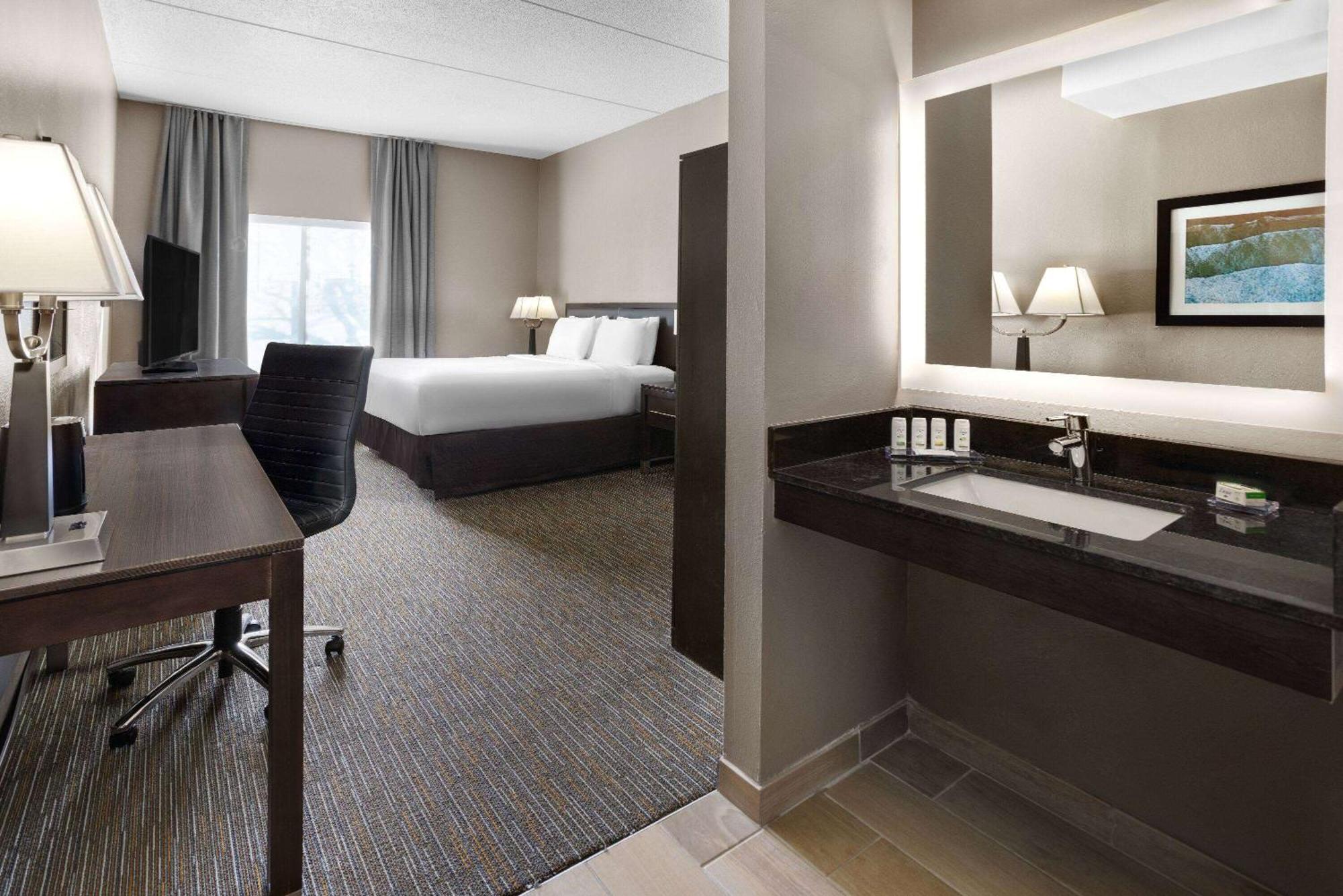 La Quinta Inn & Suites By Wyndham Mooresville Esterno foto